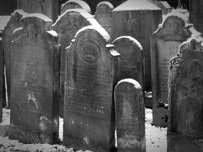 ghost-town-and-tombstones-at-the-bottom-of-a-texas-lake-photo-u1.jpg