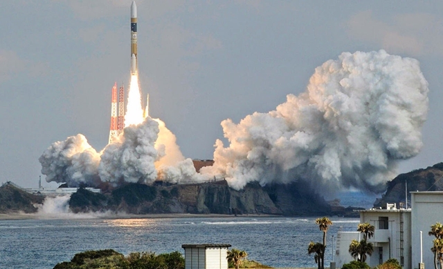 Japan-launches-latest-North-Korea-spy-satellite.jpg