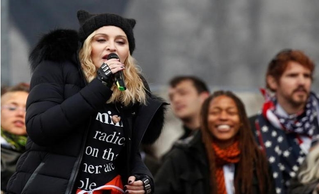 Singer-Madonna-defends-blowing-up-the-White-House-remark.jpg